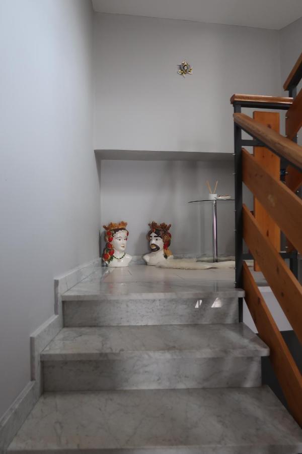 Casa Vacanze Mongibello ニコロージ エクステリア 写真